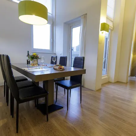 Modern Penthouse With A Beautiful Rur Valley View Appartement *